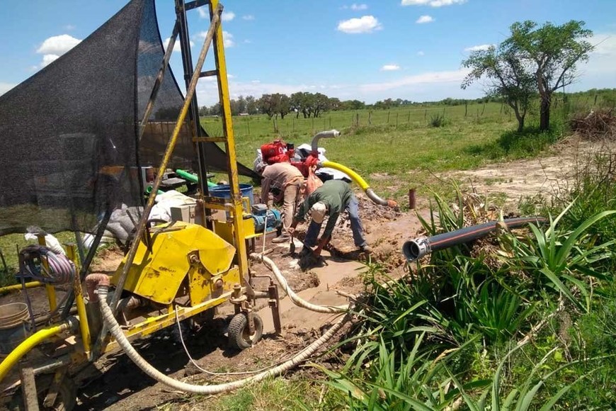 ELLITORAL_337089 |  Gentileza AV Perforaciones. Agua. Algo tan necesario para la subsistencia, que hay disponible bajo tierra en el territorio santafesino.
