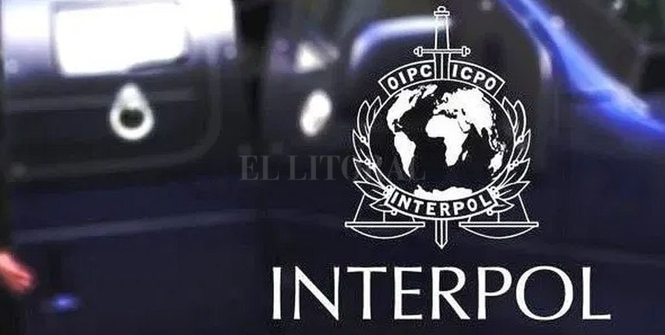 Interpol busca a un hombre de Totoras acusado por lavado de activos