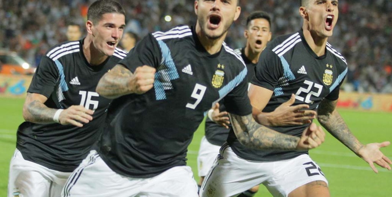 Con goles de Icardi y Dybala, Argentina venció a México