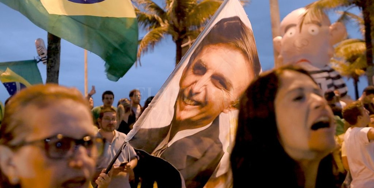 Números finales de la primera vuelta: Bolsonaro sacó casi 18 millones de votos más que Haddad