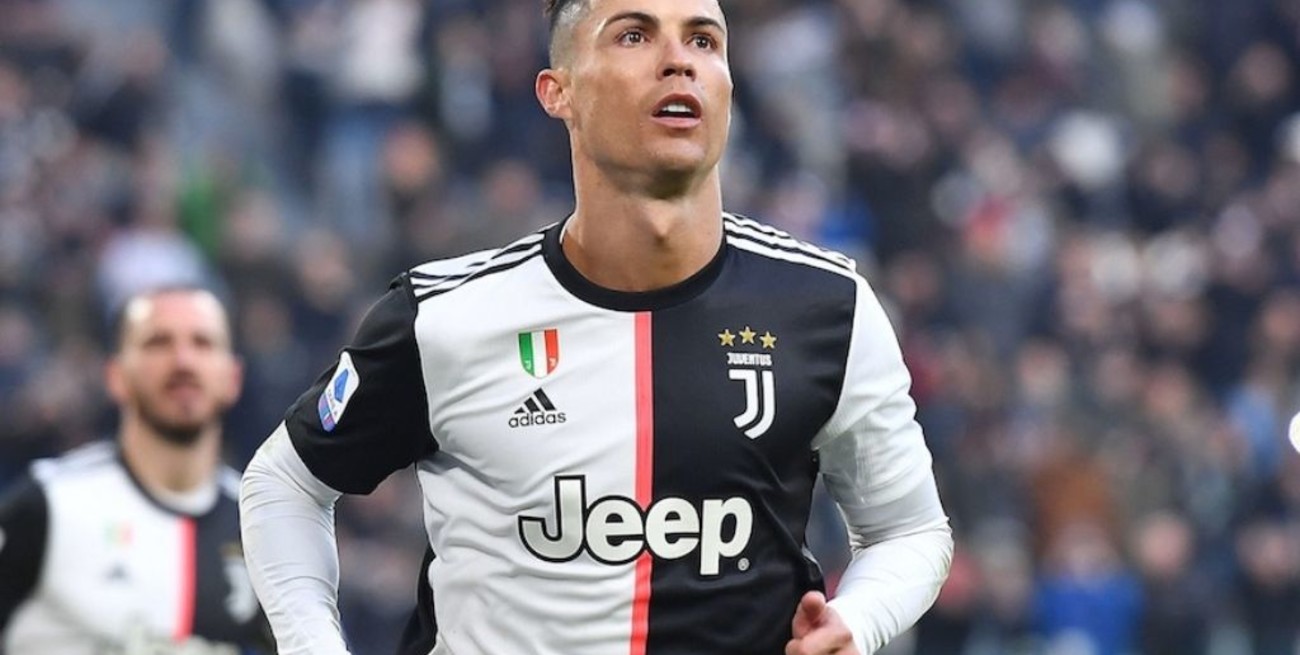 Cristiano Ronaldo llegó a Italia para sumarse a los entrenamientos de Juventus