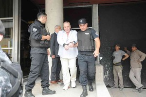 ELLITORAL_320880 |  Archivo El Litoral Cinco años atrás, Mendoza salía esposado del TOF tras ser condenado a 6 años y medio de cárcel por una cocina de drogas en Colastiné.
