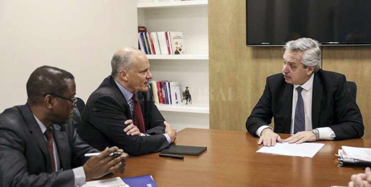 Alberto Fernández se reunió con el FMI y planteó "reformular los acuerdos"