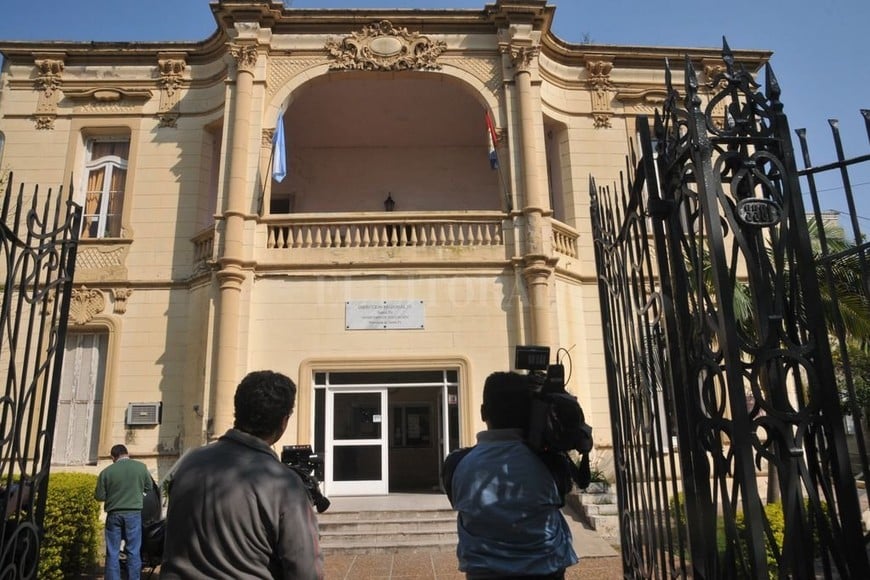 ELLITORAL_311190 | Flavio Raina Dirección Regiónal IV de Educación