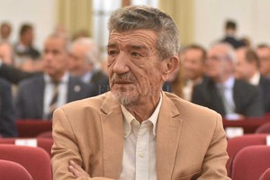 ELLITORAL_326425 |  Mauricio Garín José María Vernet en su última presencia en nuestra ciudad, el día de la jura de Omar Perotti.