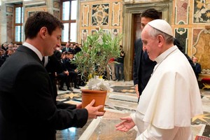 ELLITORAL_213230 |  Archivo El Litoral En 2013, la Selección Argentina encabezada por Messi se reunió con el Papa