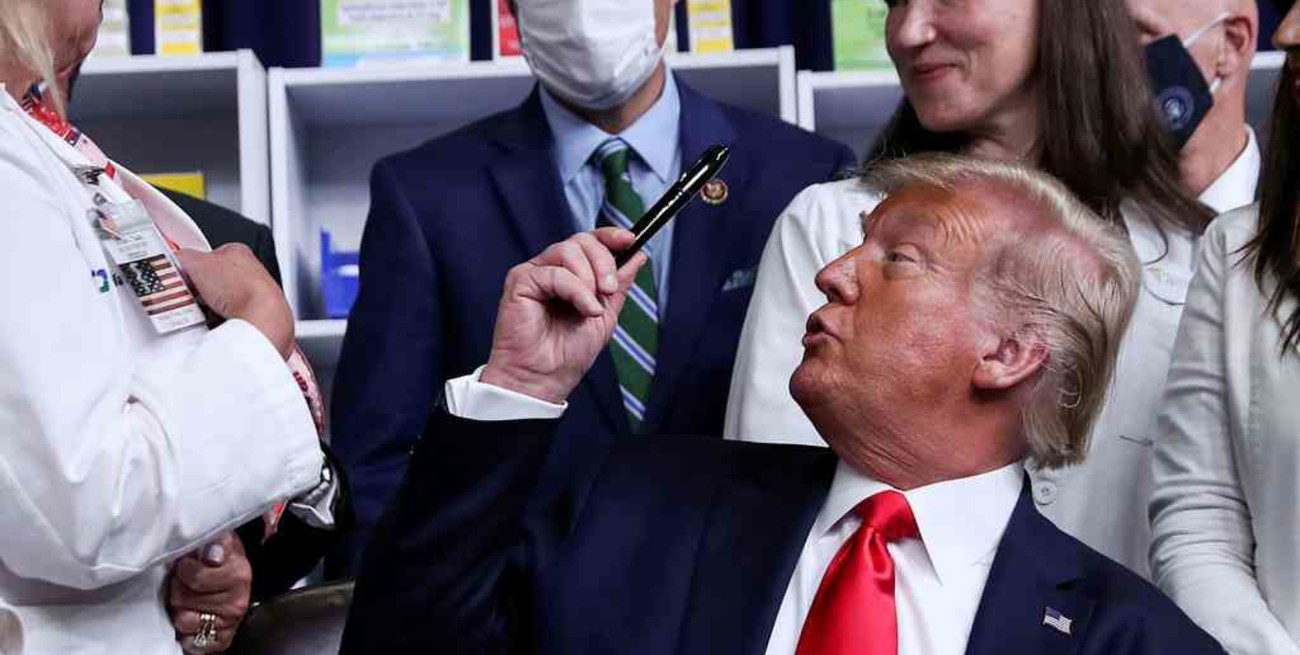 Trump firmó tres decretos para reducir el precio de los medicamentos