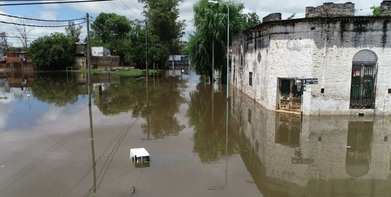 El arraigo de los inundados, la otra cara de la creciente del río Uruguay