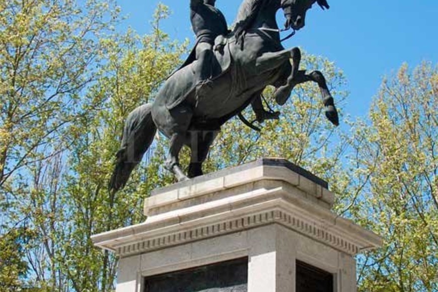 ELLITORAL_258784 |  Archivo El Litoral El General San Martín y su monumento en el Central Park de Nueva York