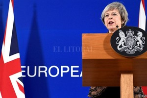 ELLITORAL_233095 |  Archivo El gobierno de Theresa May planea gastar unos 2.000 millones de libras en fondos de emergencia para ayudar a manejar la transición de una salida de la UE.