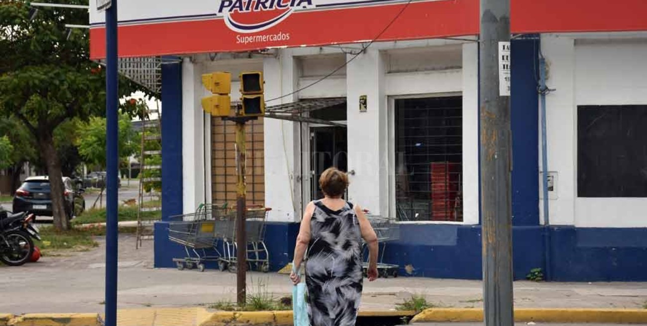 Violento asalto a un supermercado de la Av. Aristóbulo del Valle