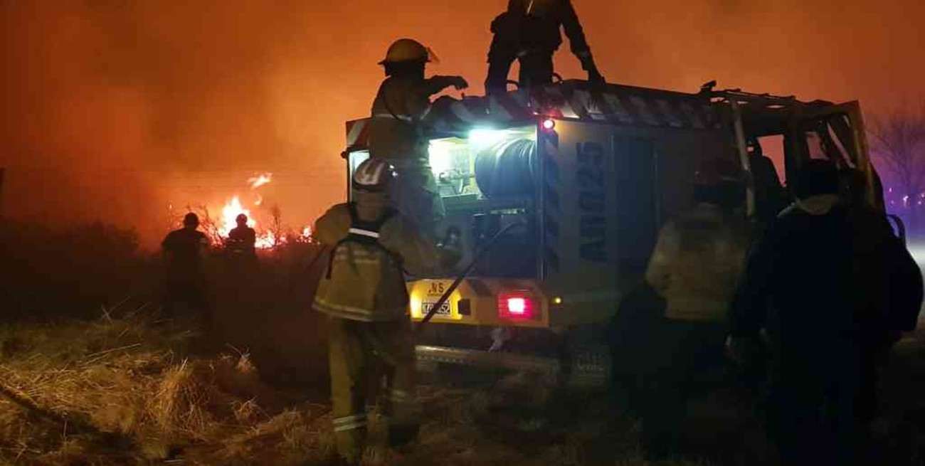 Quedan dos incendios activos en las sierras de Córdoba