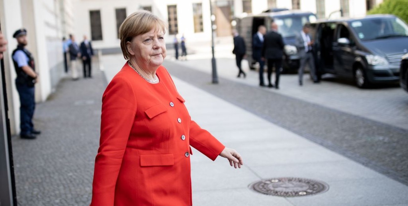 Merkel advierte de alto precio de no hacer nada en política del clima 