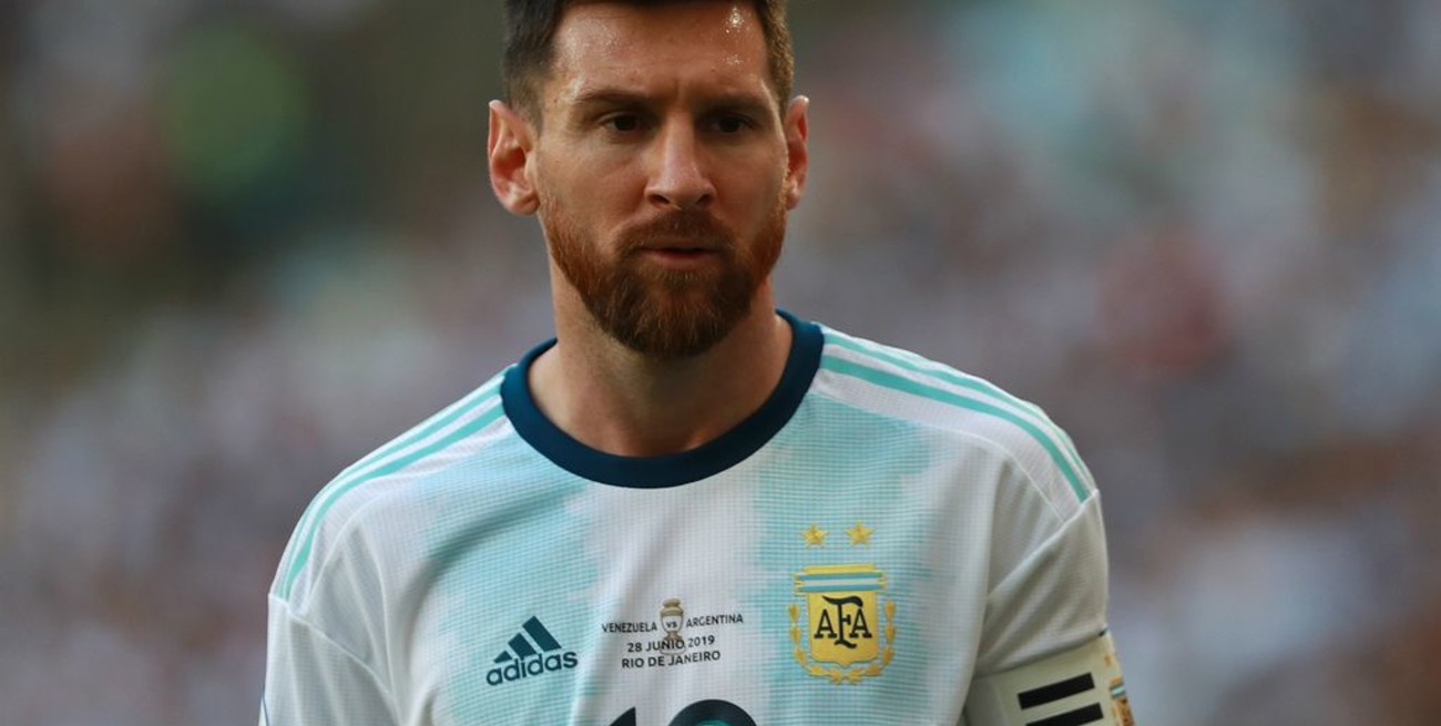 Tres meses de suspensión para Messi por sus declaraciones en la Copa América