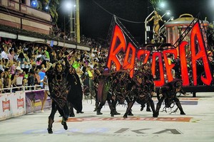 ELLITORAL_234638 |  Gentileza Marí Marí, comparsa conocida como  la aplanadora  cuenta con 22 primeros premios en la historia del Carnaval.