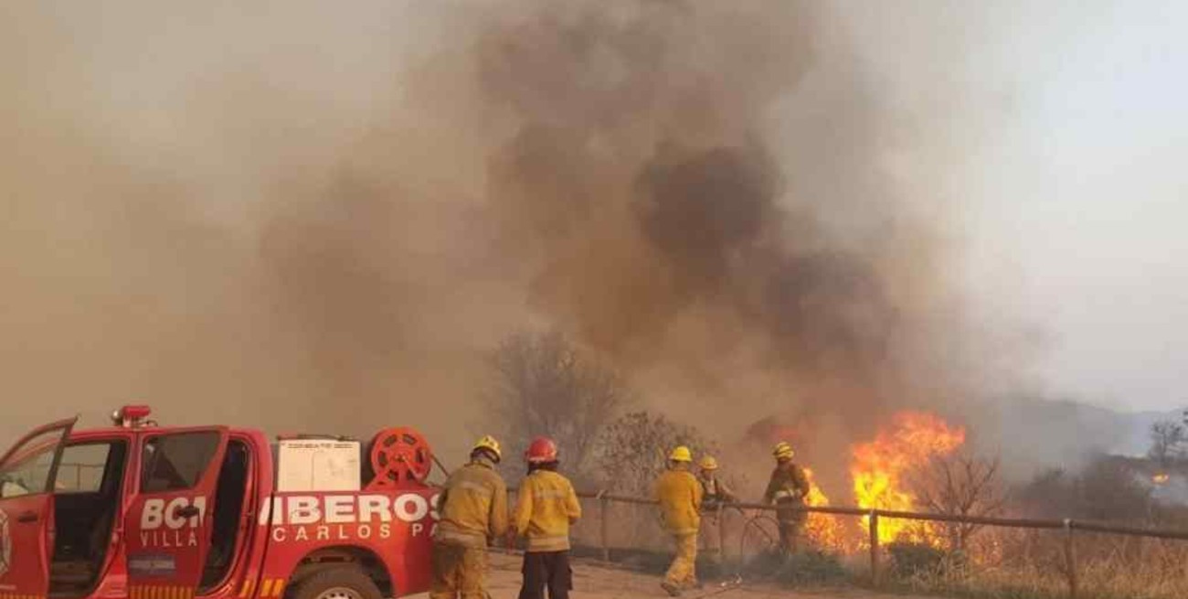 Se mantienen dos focos de incendios forestales en el valle de Traslasierra y hay 40 evacuados