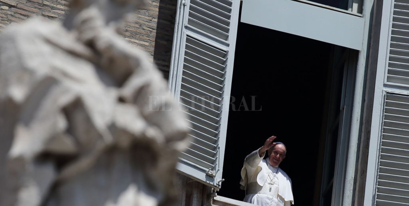 Francisco reanudará los rezos dominicales desde la ventana del Palacio Apostólico