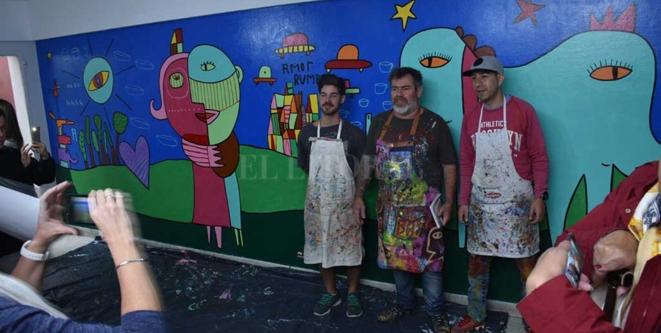 Milo Lockett pintó un mural en un centro de rehabilitación 