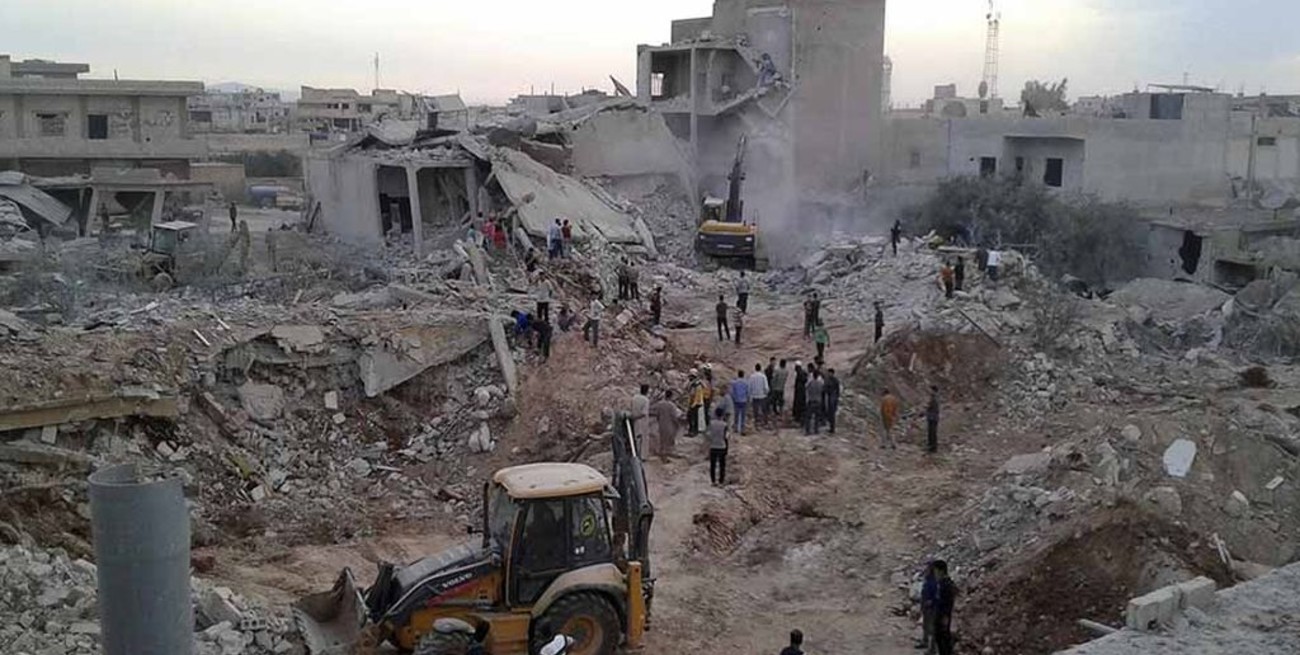 Israel bombardea en Siria bases de milicias apoyadas por Irán 