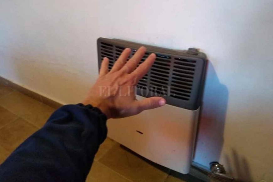 ELLITORAL_312955 |  El Litoral Prevenir el descuido. Los integrantes de la Cámara de Gasistas de Santo Tomé siempre recomiendan el mantenimiento periódico de los artefactos para calefaccionar. Si es antes del frío, mejor.