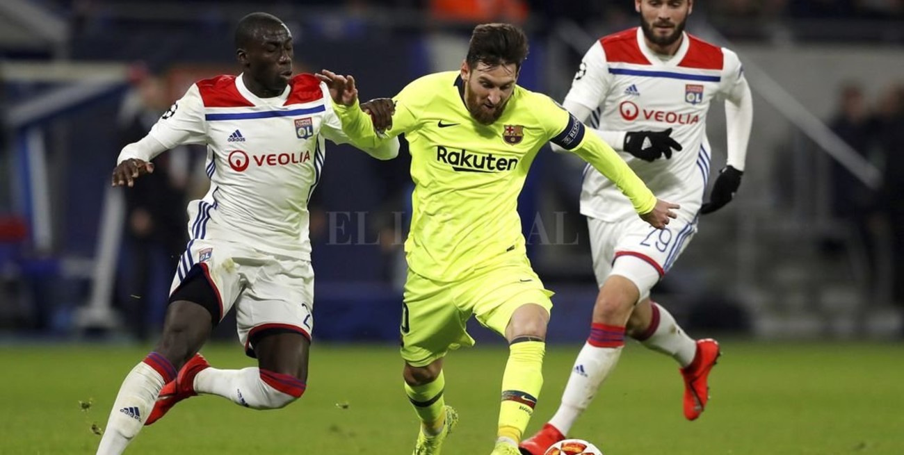 Barcelona y Lyon igualaron sin goles en los octavos de final de ida
