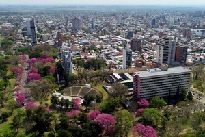 Fernando Nicola (Drone) La capital santafesina sigue esperando los fondos que adeuda el Estado Nacional.