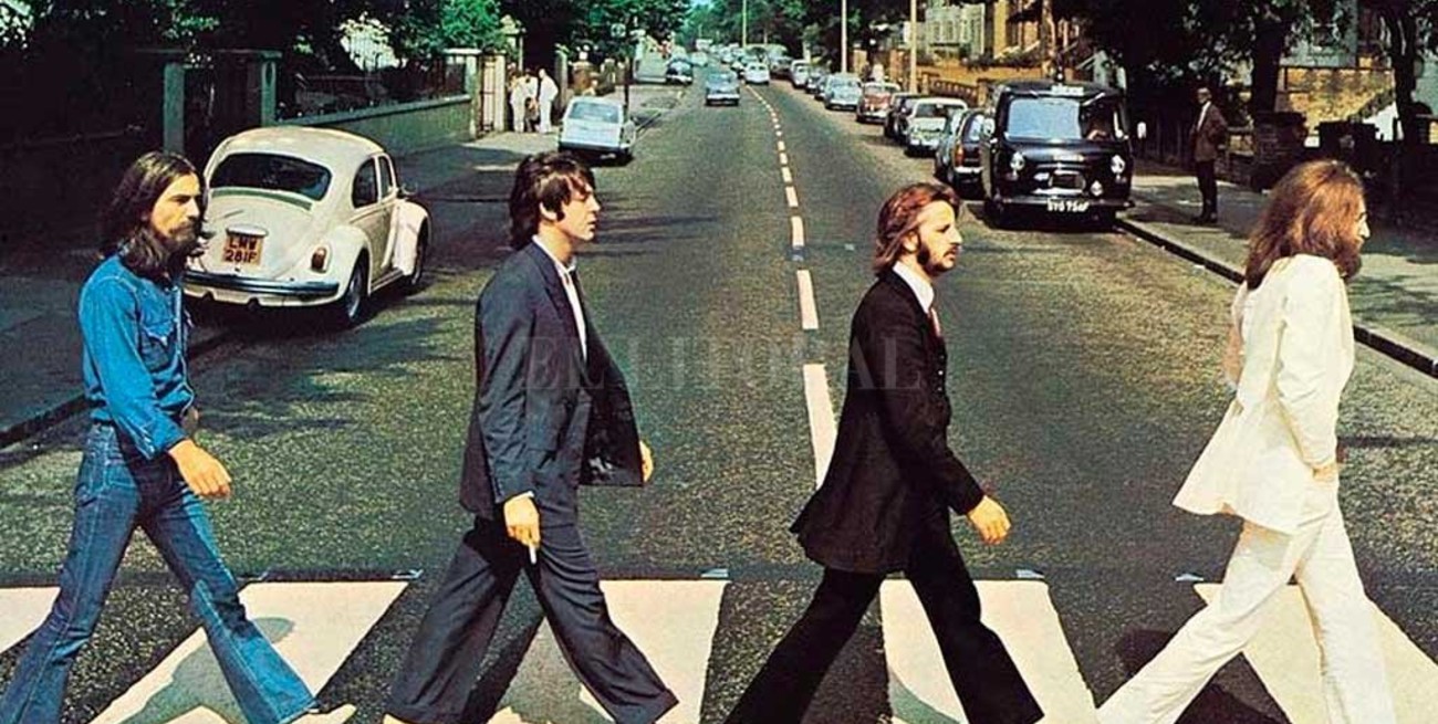 La histórica foto de "The Beatles" en Abbey Road cumple 50 años
