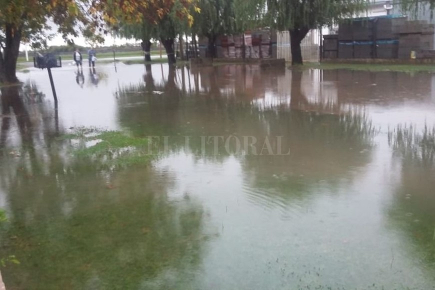 ELLITORAL_246210 |  Gentileza Ruta 11 y hungria