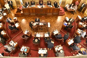 ELLITORAL_292103 |  Luis Cetraro Los 19 senadores santafesinos y los jefes de bloque en Diputados fueron convocados
