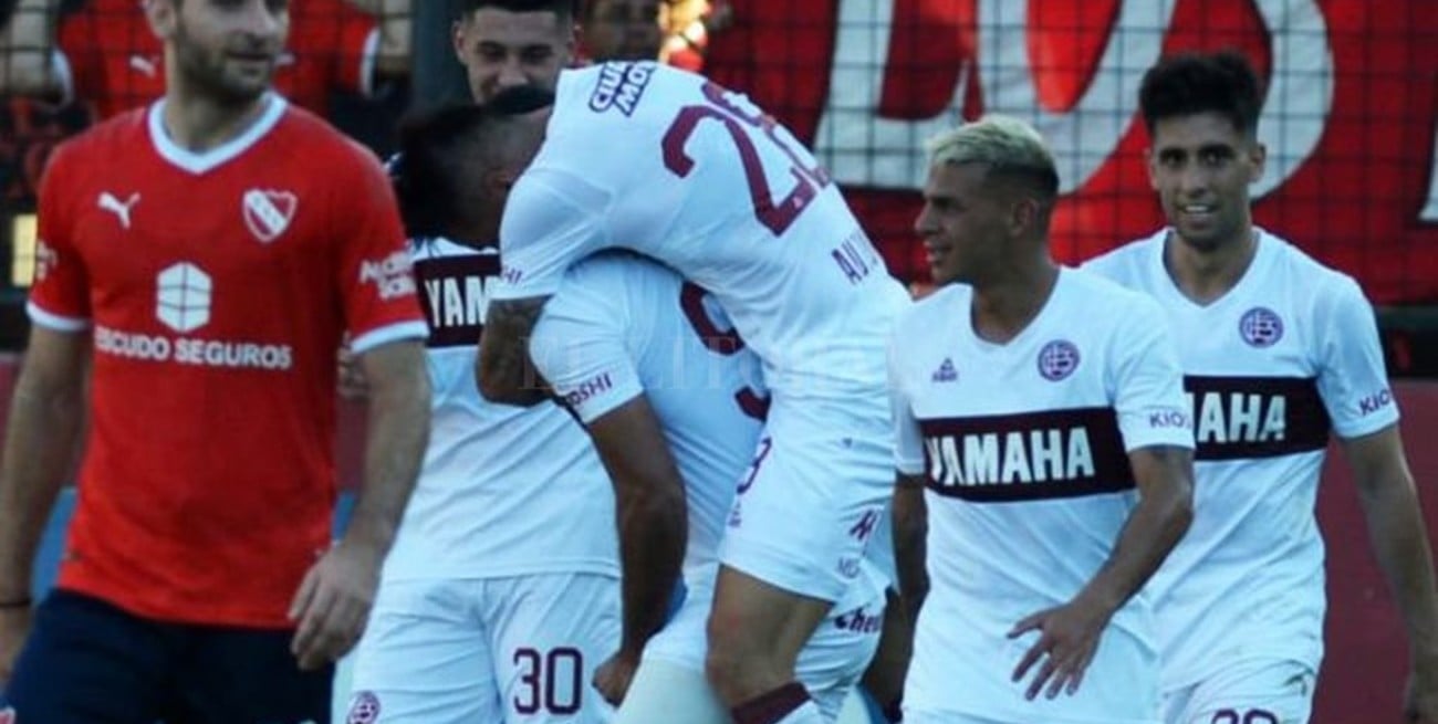 Beccacece y Moyano en el ojo de la tormenta tras la derrota de Independiente