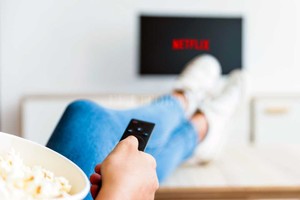 El Litoral Según el investigador en la actualidad se de una  personalización desprogramada  de los contenidos audiovisuales.