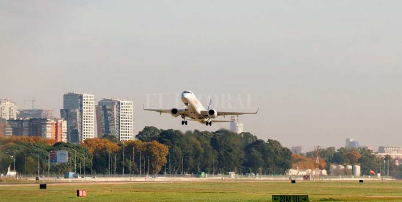 Aeroparque volverá a tener vuelos desde y hacia países limítrofes