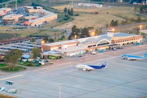 Gentileza NÚMEROS EN POSITIVO. Pese a la crisis y el aumento de precio de los pasajes, el Aeropuerto de Rosario cerró el 2018 con números aún positivos: el tráfico aéreo de pasajeros creció un 18 por ciento al año pasado.