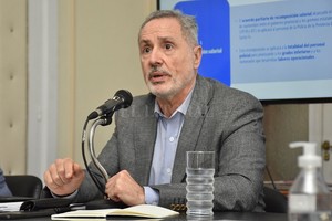 Manuel Fabatia Marcelo Sain, ministro de Seguridad de la provincia.