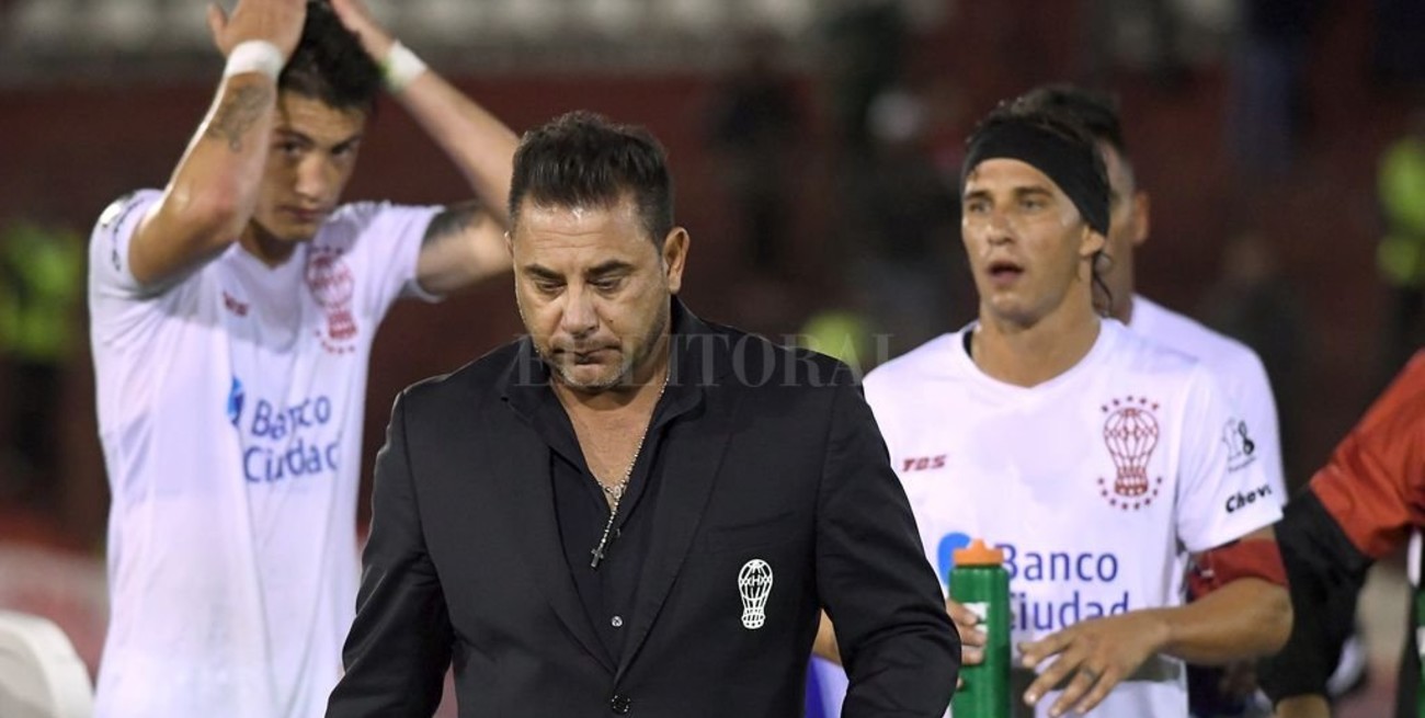 Huracán quedó eliminado de la Copa Libertadores tras perder con Emelec y renunció Mohamed