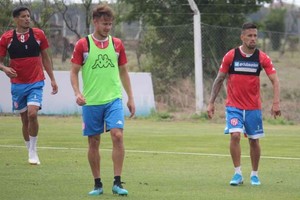 Gentileza Prensa Club Unión Torneo y Copa, todo junto. Con el protocolo aplicado al pie de la letra, el nuevo Unión del  Vasco  Azconzábal conocerá el viernes 23 quién será su rival por la nueva fase de la Sudamericana 2020.