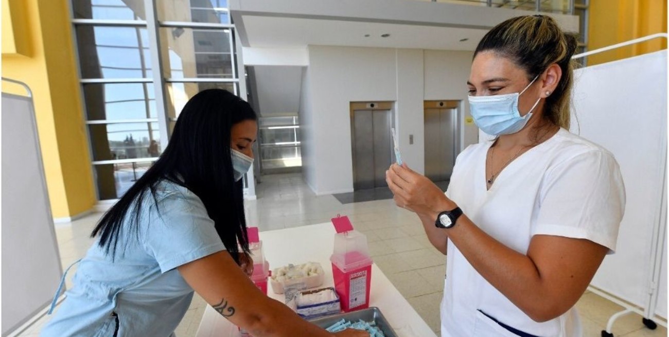 Entre Ríos: más de 21 mil personas se inscribieron el primer día para recibir la vacuna