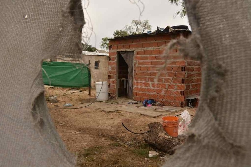 ELLITORAL_312366 |  Guillermo Di Salvatore Consolidado. Algunos ya levantaron paredes de material.