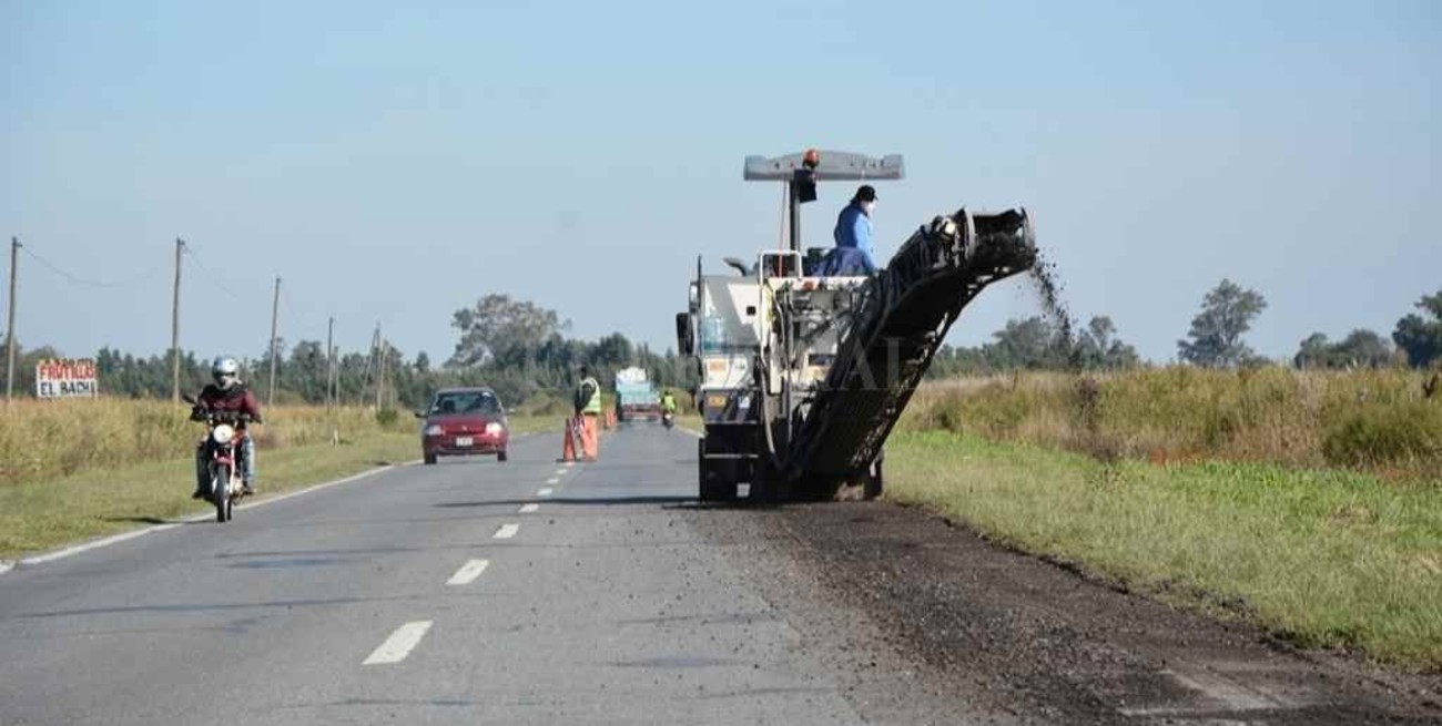 Vialidad Nacional continúa con las obras en la Ruta 11 en territorio santafesino 