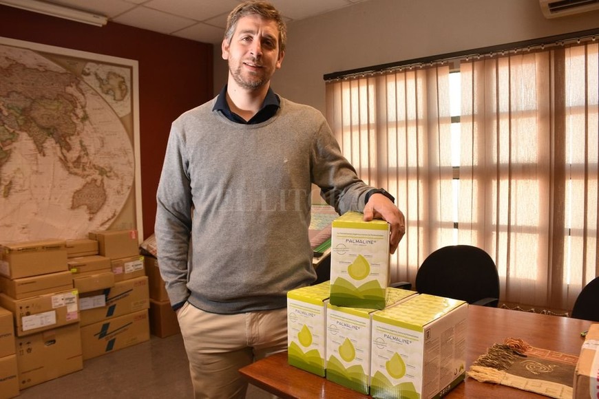 ELLITORAL_321107 |  Flavio Raina El Ing. Exequiel Crespi, Director Comercial - División Agro de Quimadh.