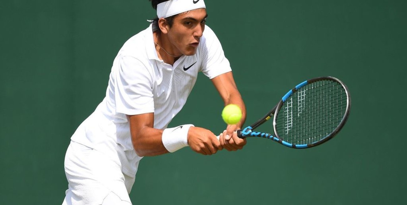 Román Burruchaga, hijo del campeón mundial, debutó con un triunfo en Wimbledon