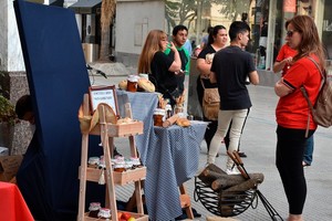 Luis Cetraro Para dar a conocer su propuesta, la escuela de oficios San Lorenzo realizó una muestra de toda su oferta en la peatonal santafesina.