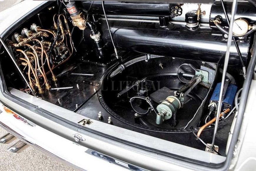 ELLITORAL_250667 | rmsothebys.com