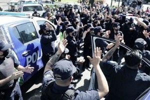 ELLITORAL_353632 |  Gentileza