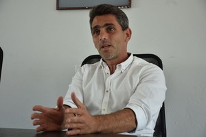 Archivo El Litoral ¿Qué pasará? Yo tengo vocación por la ciudad desde hace tiempo , aseguró Saleme . De todos modos, habrá que esperar qué se resuelve. Si el edil electo asumiera el lugar de Rossi, a su banca en el Concejo santafesino la ocuparía Violeta Quiróz.