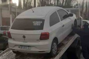 ELLITORAL_312437 |  Gentileza El vehículo Volkswagen Gol Trend secuestrado pertenece al detenido Facundo Gómez.