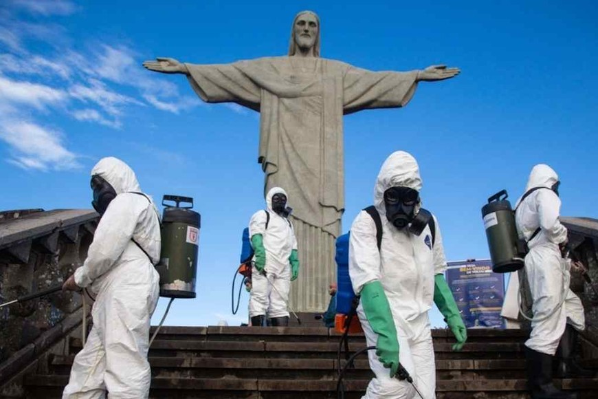 ELLITORAL_360278 |  Gentileza Cristo Redentor. Medidas sanitarias preventivas en las inmediaciones del máximo emblema turístico de Brasil.