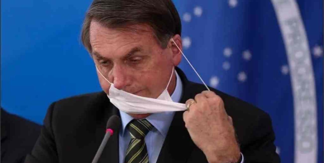 Jair Bolsonaro dice que guardar cuarentena "es horrible"