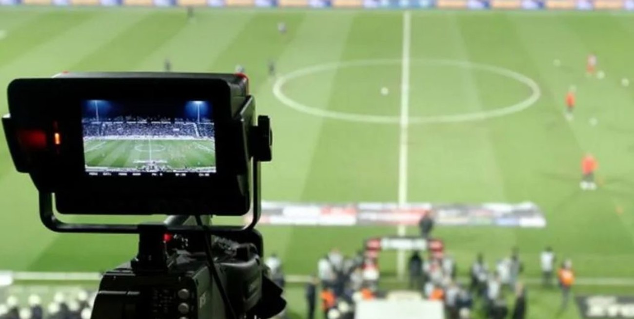 La TV Pública retorna a la grilla del fútbol con dos partidos por fecha -  El Litoral