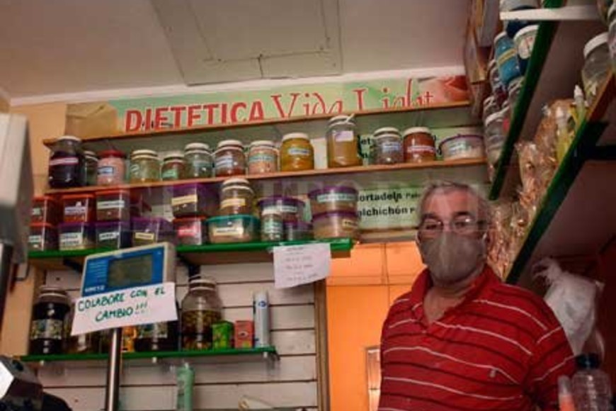 ELLITORAL_301176 |  Guillermo Di Salvatore Boqueteros hicieron de las suyas en una dietética ubicada en A. del Valle 7100